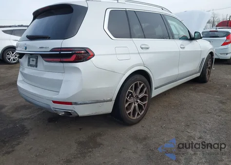 2024 BMW X7 xDrive40I z USA, uszkodzony, nr VIN 5UX23EM03R9V69391